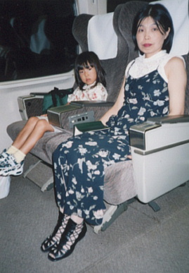 2001.8.11.shinkansen2−3.jpg (50578 バイト)