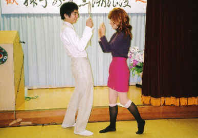 2005.12.3.bounenkai10.jpg (57050 oCg)