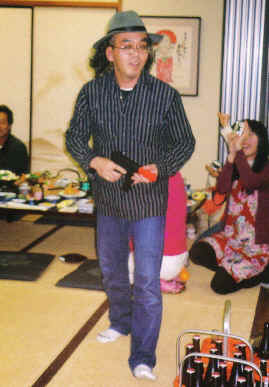 2005.12.3.bounenkai12.jpg (69655 oCg)