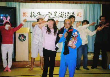 2005.12.3.bounenkai40.jpg (71184 oCg)