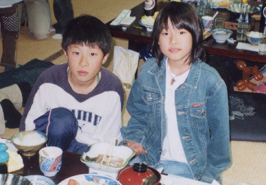 2005.12.3.bounenkai_moe4.jpg (66943 oCg)