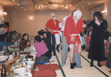 2002.12.14.bounenkai20.jpg (57100 oCg)