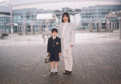 2002.4.7.moe2.jpg (49852 バイト)