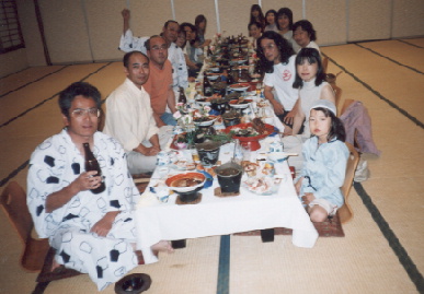 2002.5.25.minami_chita2.jpg (57226 バイト)