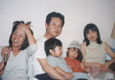 2002.5.25ryoko-yumi9.jpg (42210 バイト)