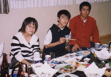 2003.12.6.bounenkai17.jpg (65796 oCg)