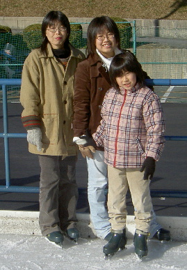 2005.1.5.hukiko&P&moe1.jpg (68932 oCg)