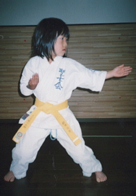 2001.5.13.もえ2-2.jpg (35936 バイト)