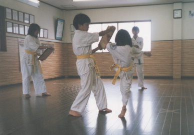 2001.7.11.もえ1.jpg (40246 バイト)