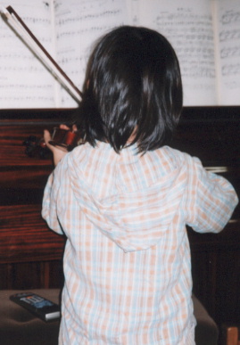 2002.11.29.moe2.jpg (43277 oCg)
