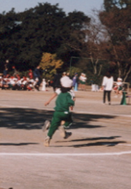 2002.12.13.moe2.jpg (39667 バイト)