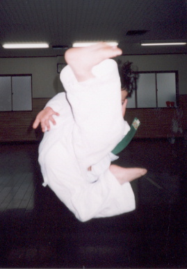 2002.2.17.moe3.jpg (39746 バイト)