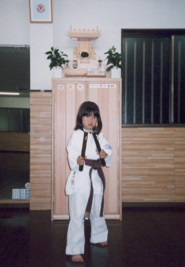 2002.5.10.moe2-5.jpg (41102 oCg)