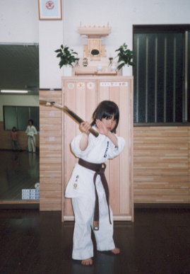 2002.5.10.moe3-4.jpg (40838 oCg)