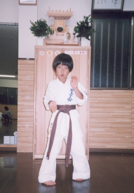 2002.7.19.moe-sanchin12.jpg (41027 oCg)