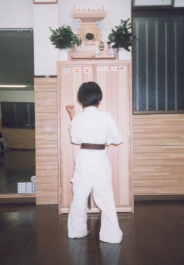 2002.7.19.moe-sanchin4.jpg (38452 oCg)