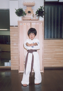 2002.7.19.moe-sanchin7.jpg (42447 oCg)