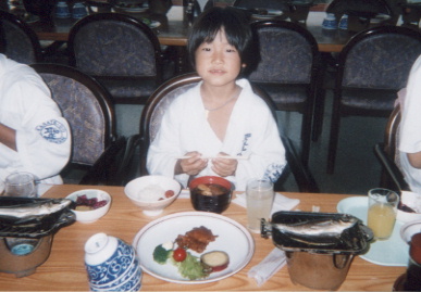 2002.8.24.〜25.karate-gassyuku11.jpg (53164 バイト)