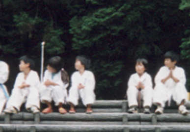 2002.8.24.〜25.karate-gassyuku18.jpg (39750 バイト)