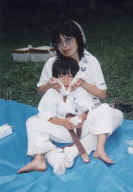 2002.8.24.〜25.karate-gassyuku19.jpg (45465 バイト)