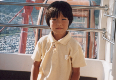 2002.8.29.moe13.jpg (49475 バイト)
