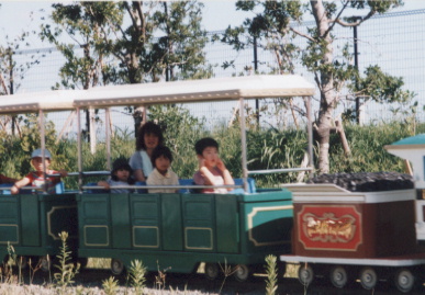 2002.8.29.moe3.jpg (67174 バイト)