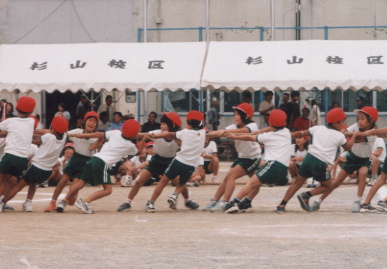 2002.9.22.moe_undoukai3.jpg (52953 バイト)