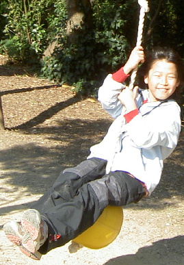 2005.11.21.moe11.jpg (73798 oCg)