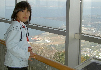 2005.11.21.moe3.jpg (52167 バイト)