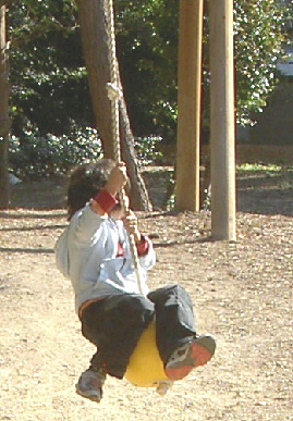 2005.11.21.moe9.jpg (72798 oCg)