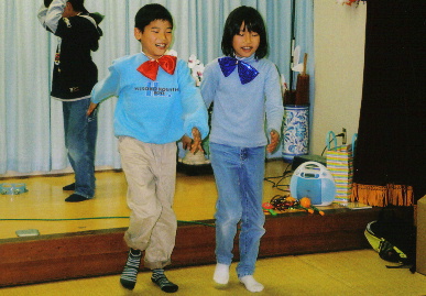 2005.12.3.bounenkai_moe1.jpg (63804 oCg)