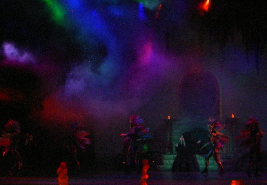 2005.7.28.disnyland22.jpg (57952 oCg)