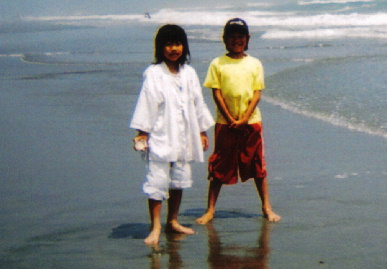 2005.7.29.moe_genkigakuen2.jpg (49221 バイト)