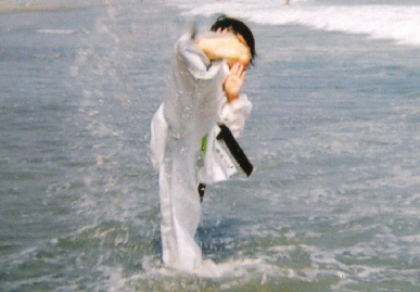 2005.7.30.moe_karate5.jpg (48904 バイト)