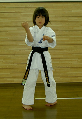 2003.1.7.moe17.jpg (44442 oCg)