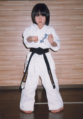 2003.1.7.moe3.jpg (39034 バイト)