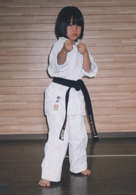 2003.1.7.moe8.jpg (35697 バイト)