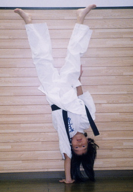 2003.10.4.moe18.jpg (46570 バイト)