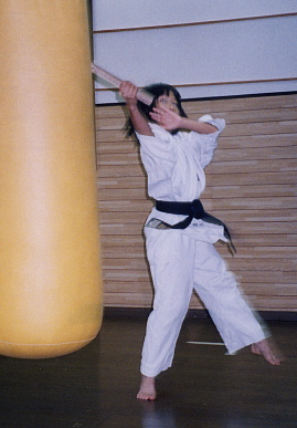 2003.10.4.moe7.jpg (46351 oCg)