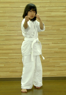 2003.12.16.moe1.jpg (45012 バイト)