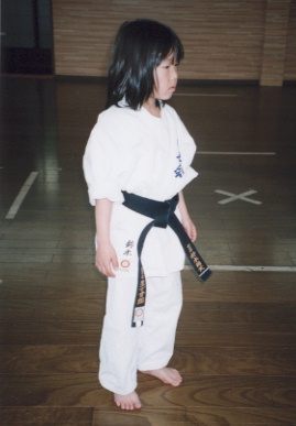 2003.4.6.moe10.jpg (35563 バイト)