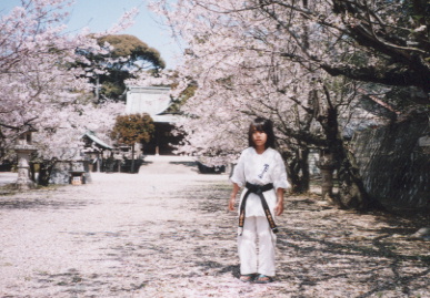 2003.4.6.moe11.jpg (71715 バイト)