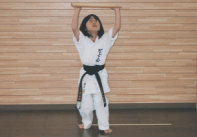 2003.4.6.moe2.jpg (34544 バイト)