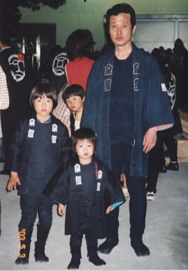 2003.5.3.moe18.jpg (47001 oCg)