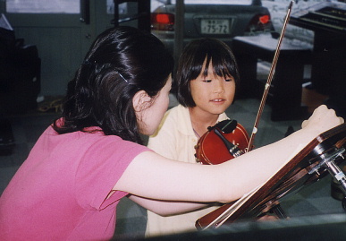 2003.6.23.moe8.jpg (50167 oCg)