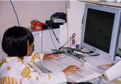 2003.6.28.moe1.jpg (51300 oCg)