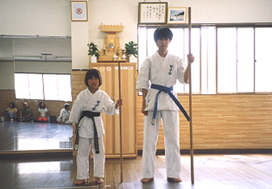2003.6.29.moe5.jpg (51221 バイト)