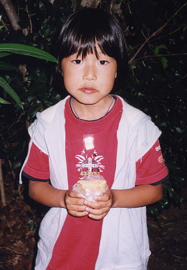 2003.6.7.yomise5.jpg (57438 バイト)