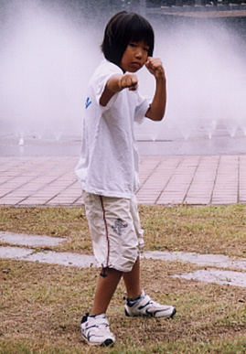 2003.7.19.moe2.jpg (56250 oCg)