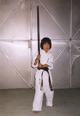2003.7.23.moe2.jpg (46314 バイト)